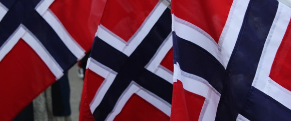 Bilde av norske flagg